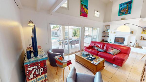 Le Muy Villa  avec piscine, studio indépendant et grand garage