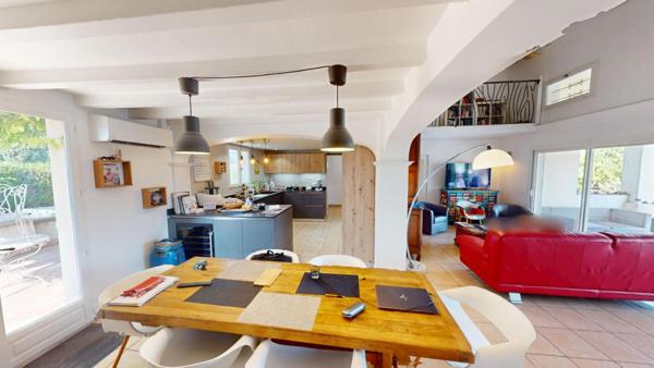 Le Muy Villa  avec piscine, studio indépendant et grand garage