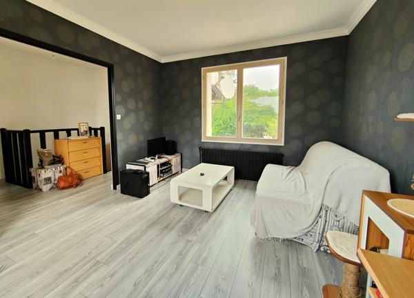 LA DINIERE - Maison 5 pièces avec jardin de 855 m²