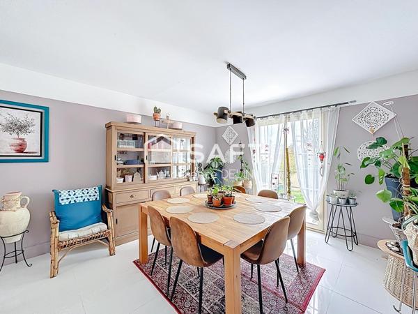 MAISON FAMILIALE DANS UN CADRE VERDOYANT PAISIBLE