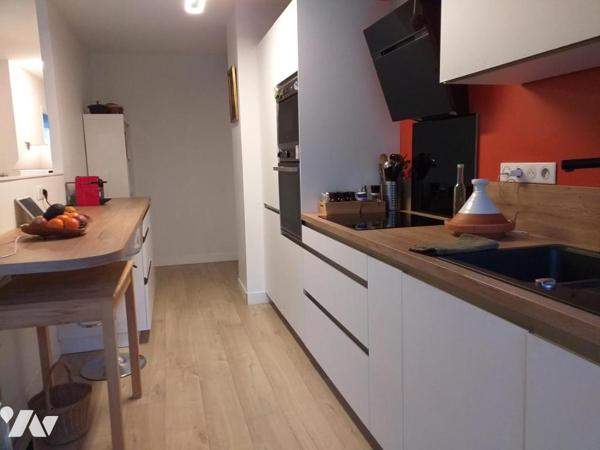 VANNES proche Rabine appartement de type T3 de 72 m² avec parking et cave