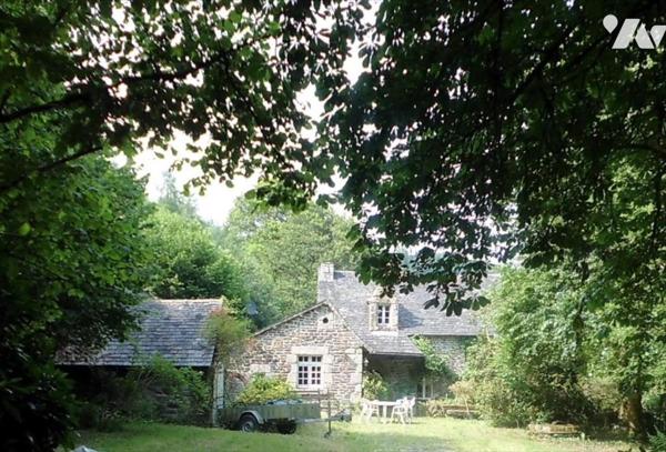 PLOUNEVEZEL - MOULIN