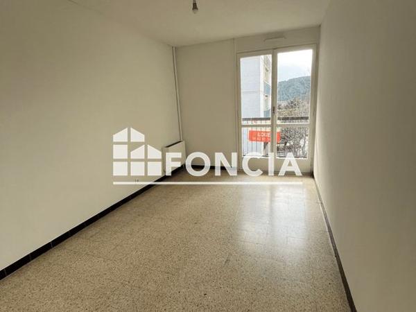 Location Appartement 3 pièces 65.54 m² - AVENUE JEAN-PAUL COSTE Aix En Provence 13100