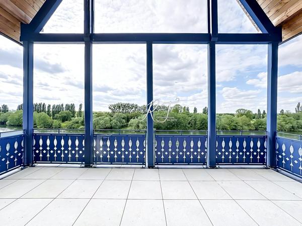 DUPLEX avec vue imprenable sur la SEINE