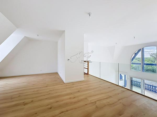 DUPLEX avec vue imprenable sur la SEINE