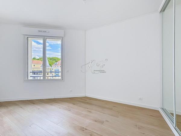 DUPLEX avec vue imprenable sur la SEINE