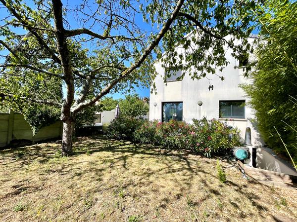 MAISON CONFLANS STE HONORINE - 6 PIÈCES - 150m² 680 000 € **  - Référence  7992