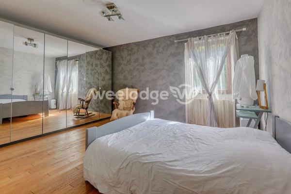 Maison à vendre 11 pièces de 316 m² à Maurecourt