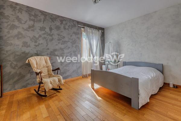 Maison à vendre 11 pièces de 316 m² à Maurecourt