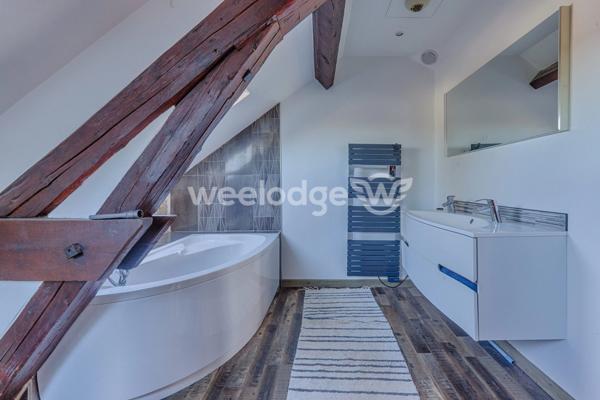 Maison à vendre 11 pièces de 316 m² à Maurecourt