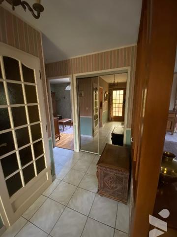 BEAU PAVILLON DE PLAIN PIED LUMINEUX AVEC GRAND SEJOUR DE 41 M² PROCHE TRANSPORTS.