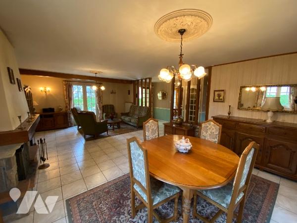 BEAU PAVILLON DE PLAIN PIED LUMINEUX AVEC GRAND SEJOUR DE 41 M² PROCHE TRANSPORTS.