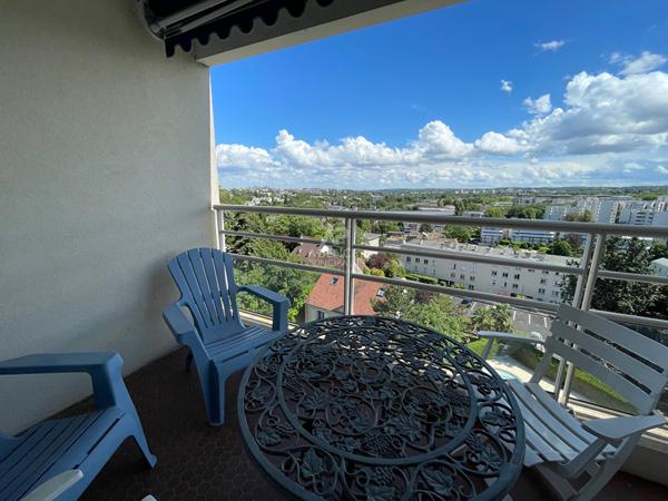 Appartement Saint Germain En Laye 4 pièces 90.08 m2 440 000 € **  - Référence  18197