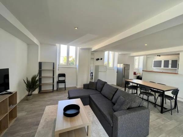 Appartement 6 pièce(s) 5 chambre(s) 120 m²