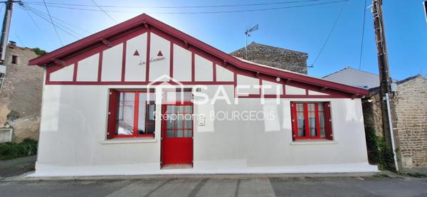 Maison de village authentique entièrement rénovée à Domino