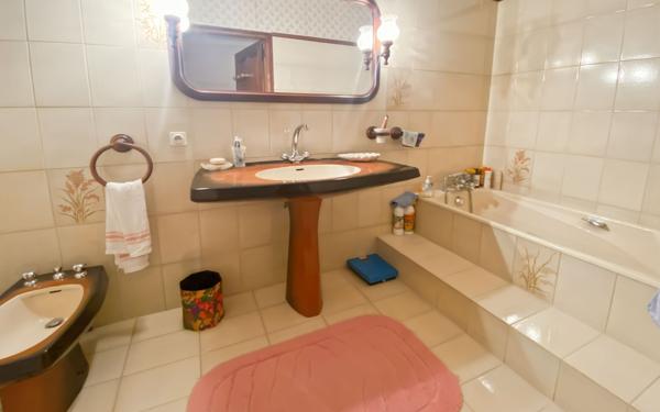 Maison à vendre    6 pièces •  Beauville