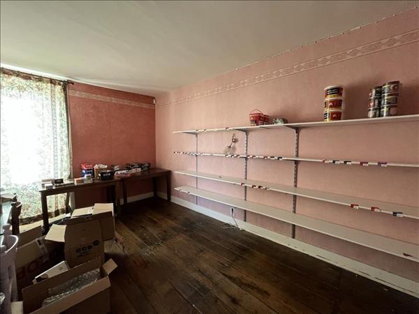 Immeuble à vendre |  Rochechouart |  264 m²