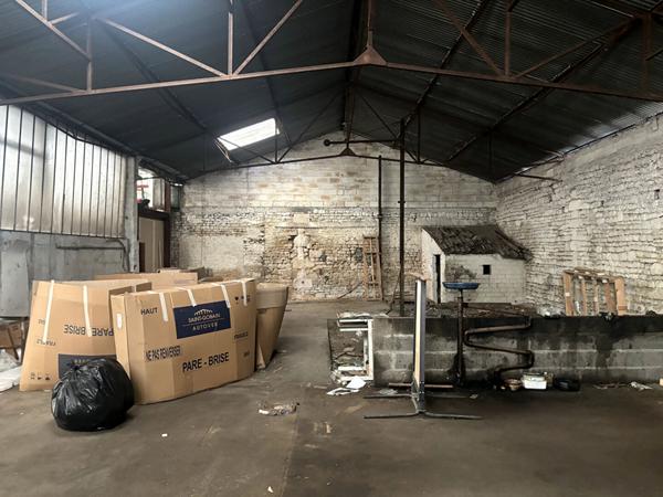 A vendre - Local commercial Fontenay Le Comte 723 m2