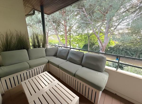 Appartement 4 pièces avec terrasse et parkings