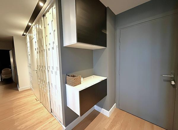 Appartement 4 pièces avec terrasse et parkings