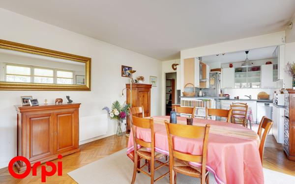 Appartement à vendre    5 pièces • 95,10 m2 Courbevoie