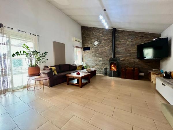 CABESTANY VILLA T5 plain pied, piscine et garage