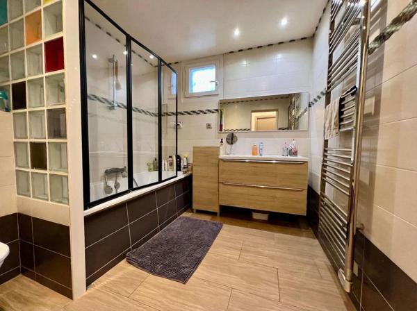 CABESTANY VILLA T5 plain pied, piscine et garage