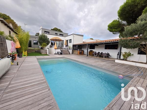 Maison à vendre 6 pièces 175 m² Dompierre-sur-Mer