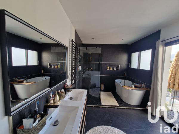 Maison à vendre 6 pièces 175 m² Dompierre-sur-Mer