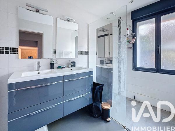 Maison à vendre 8 pièces 193 m² Lardy