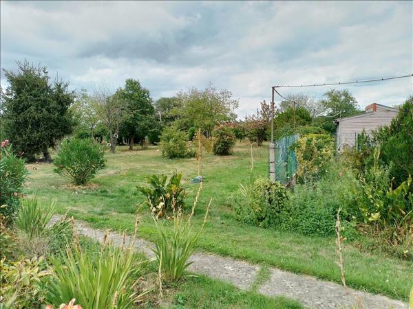 Maison à vendre |  Saint-Pierre-les-Étieux |  8 pièces | 140 m²