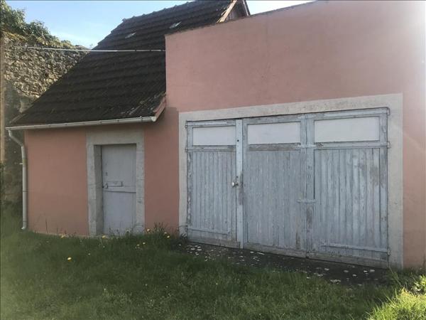 Maison à vendre |  Saint-Pierre-les-Étieux |  8 pièces | 140 m²