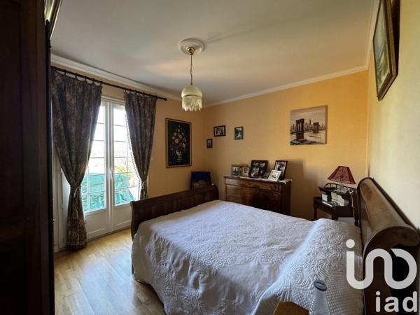 Maison à vendre 9 pièces 118 m² Saint-Germain-de-Lusignan