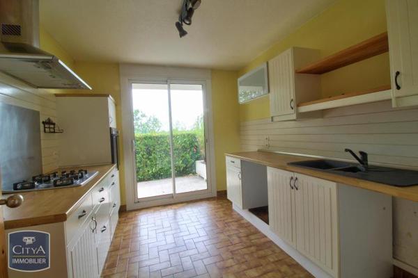 Appartement à louer 4 pièces 78.4m²