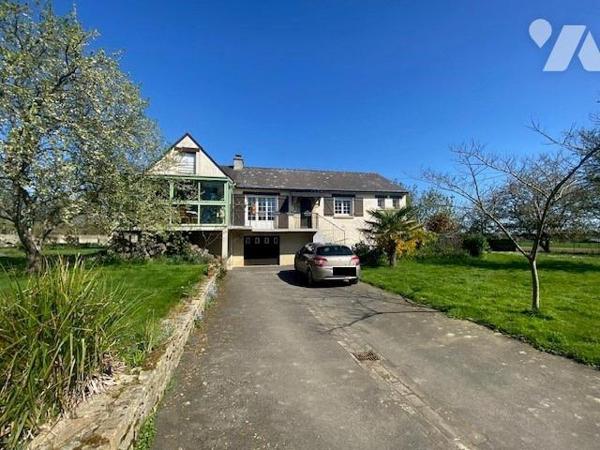 Maison à vendre - TINTENIAC (35 190)- Située au calme, belle maison bien entretenue,  sur sous-...