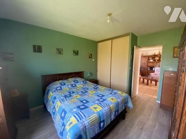 Maison à vendre - TINTENIAC (35 190)- Située au calme, belle maison bien entretenue,  sur sous-...