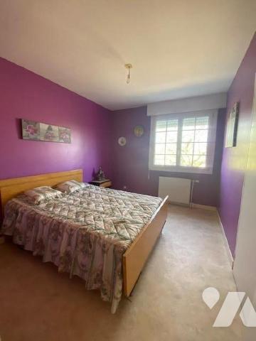 Maison à vendre - TINTENIAC (35 190)- Située au calme, belle maison bien entretenue,  sur sous-...