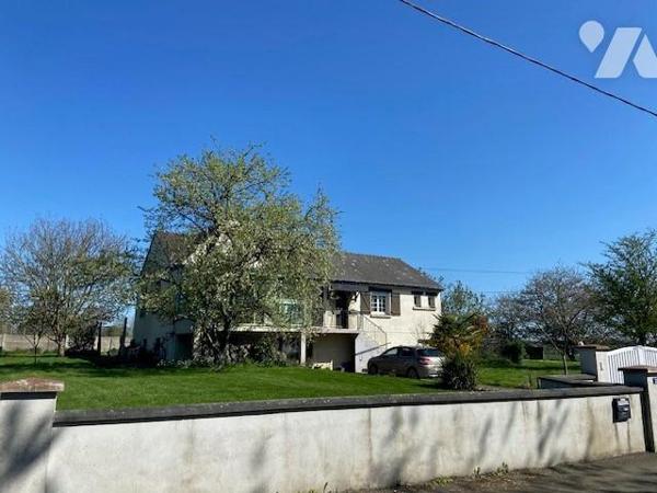 Maison à vendre - TINTENIAC (35 190)- Située au calme, belle maison bien entretenue,  sur sous-...