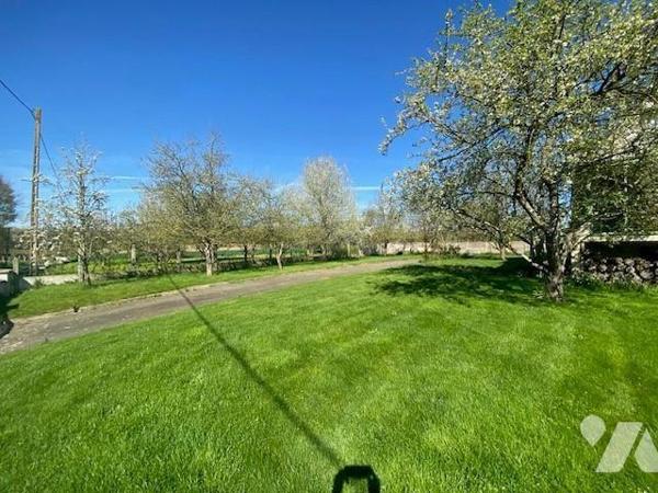 Maison à vendre - TINTENIAC (35 190)- Située au calme, belle maison bien entretenue,  sur sous-...