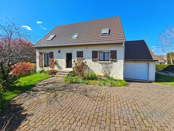 Maison de 8 pièces, 6 chambres, 150 m² La Norville