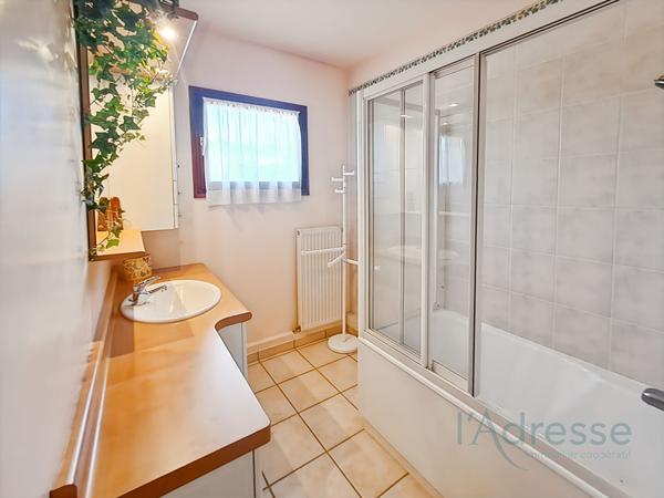 Maison de 8 pièces, 6 chambres, 150 m² La Norville