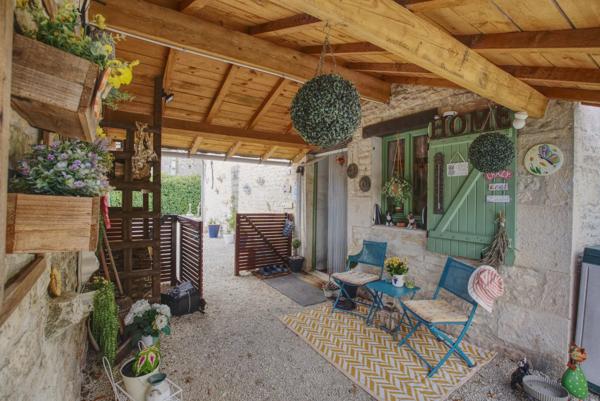 Charmante maison en pierre de 3 chambres dans un petit village