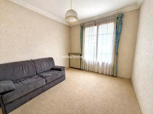 Vente                                                      Maison
                        
                     4 pièces                      77 m2                     à Sucy-en-Brie
