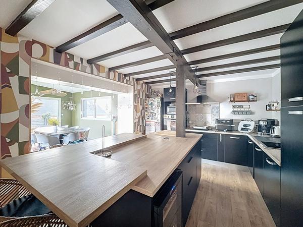 Inzinzac-Lochrist - Maison 142 m² des années 60 - 5 chambres - jardin