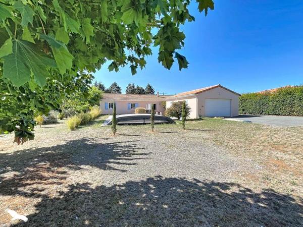 Maison à vendre 276 000 € Chasseneuil-sur-Bonnieure 5 p 128 m² DPE C