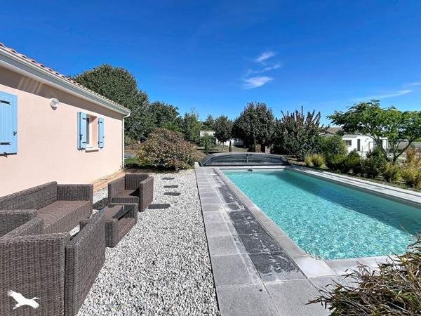 Maison à vendre 276 000 € Chasseneuil-sur-Bonnieure 5 p 128 m² DPE C