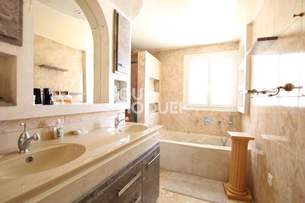 Maison à vendre à Entraigues-sur-la-Sorgue - Exclusivité !