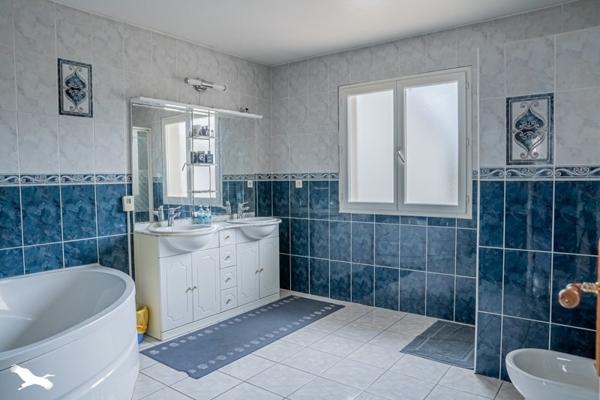 Maison à vendre |  Bassens |  5 pièces | 132 m²