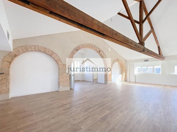 Orange (84100) Appartement d'exception au coeur d'Orange proche toutes commodités