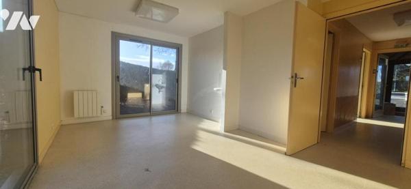 LOCAL COMMERCIAL - CENTRE VILLE